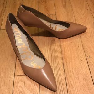 Sam Edelman Camel Pumps